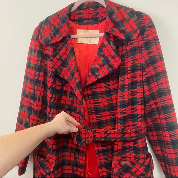 VINTAGE 100% Wool Red Tartan Plaid Pendleton Peacoat w/ Belt Sz M - Picture 7 of 14